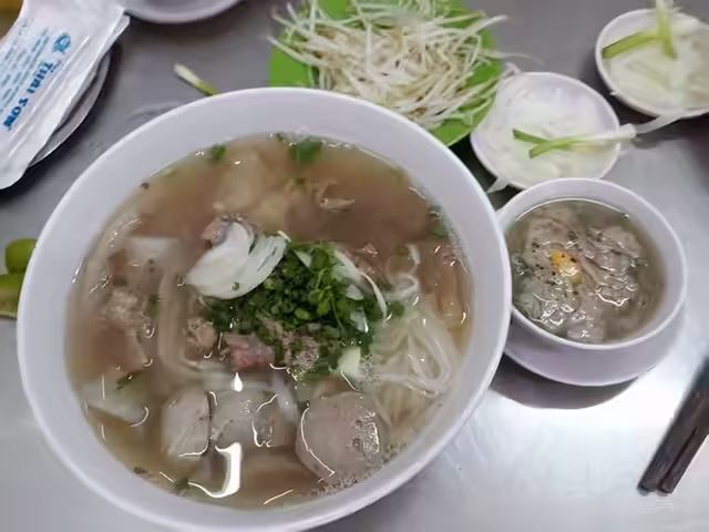 Quan Pho Thai Son